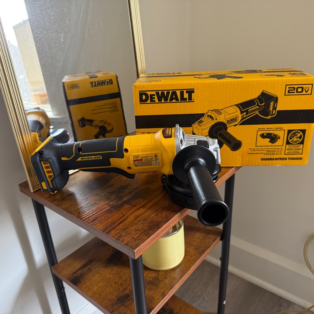 DEWALT 20V Cordless Angle Grinder